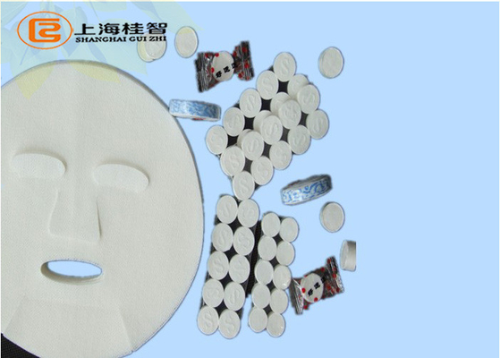 Hoja facial 100% de la máscara del rayón 45GSM de la máscara higiénica del papel comprimido en blanco