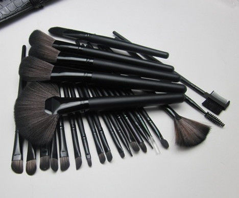 Cabra sintética cosmética de madera negra de los sistemas de cepillo 24PCS para las mujeres